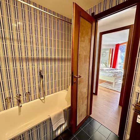 דירה Luxury 4beds Ski-in&out Large! ברויל-קרוויניה