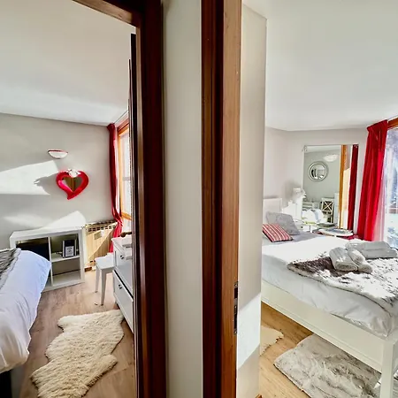 Luxury 4beds Ski-in&out Large! ברויל-קרוויניה