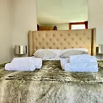 Apartment Luxury 4beds Ski-in&out Large!