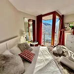 Apartment Luxury 4beds Ski-in&out Large! Breuil-Cervinia