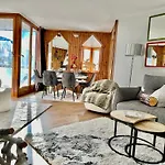 Luxury 4beds Ski-in&out Large!