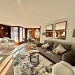 Apartment Luxury 4beds Ski-in&out Large! Breuil-Cervinia