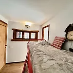 Apartment Luxury 4beds Ski-in&out Large! *