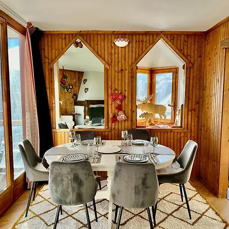 Luxury 4beds Ski-in&out Large! * 布勒伊-切尔维尼亚