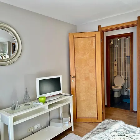 Luxury 4beds Ski-in&out Large! 브루일서비니아