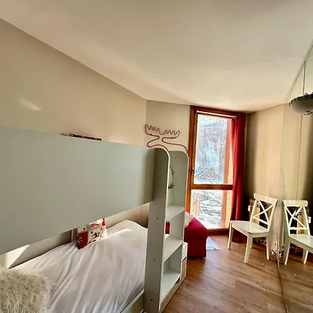 Luxury 4beds Ski-in&out Large! 布勒伊-切尔维尼亚