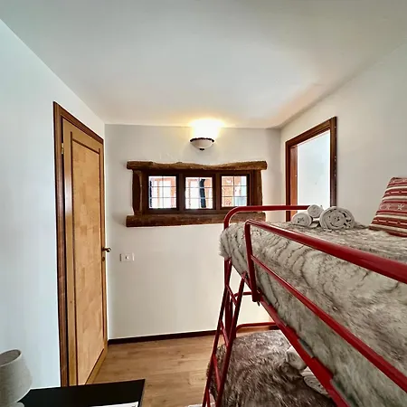 Luxury 4beds Ski-in&out Large! 브루일서비니아
