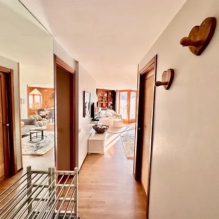 Luxury 4beds Ski-in&out Large! 布勒伊-切尔维尼亚